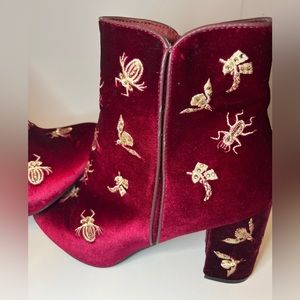 Ninety Union Ladybug Red velvet booties w/embroidery & rhinestones Size 9